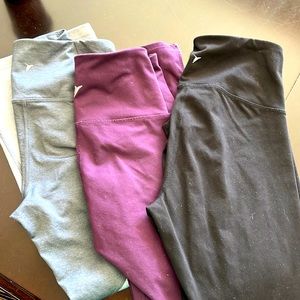 3 pairs of Women’s Old Navy Leggings